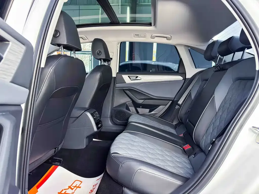 Volkswagen Sagitar 2025 из CN, фото 9