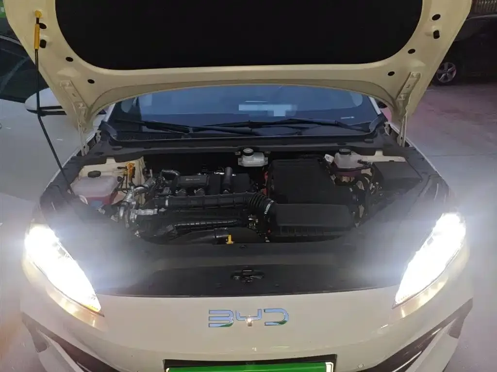 BYD Seal 06 DM-i Touring Edition — фото 10