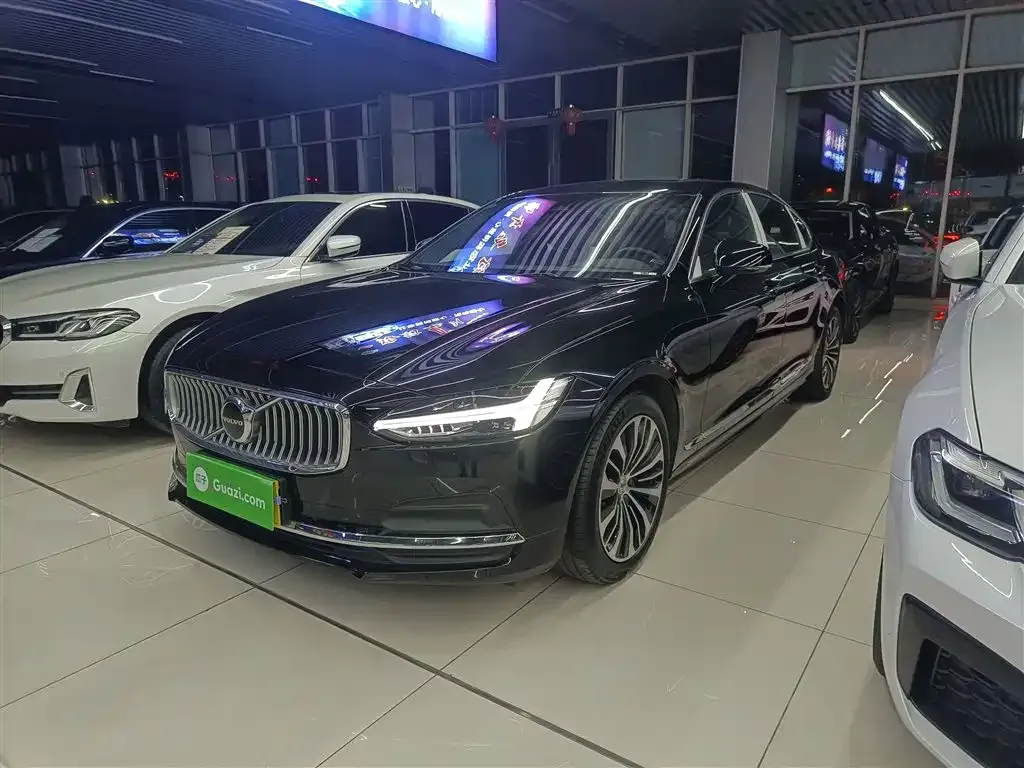 Volvo S90 2024 из CN, фото 3
