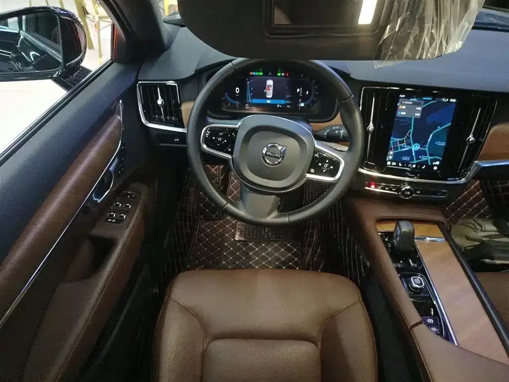 Volvo S90 2024 из CN, фото 9