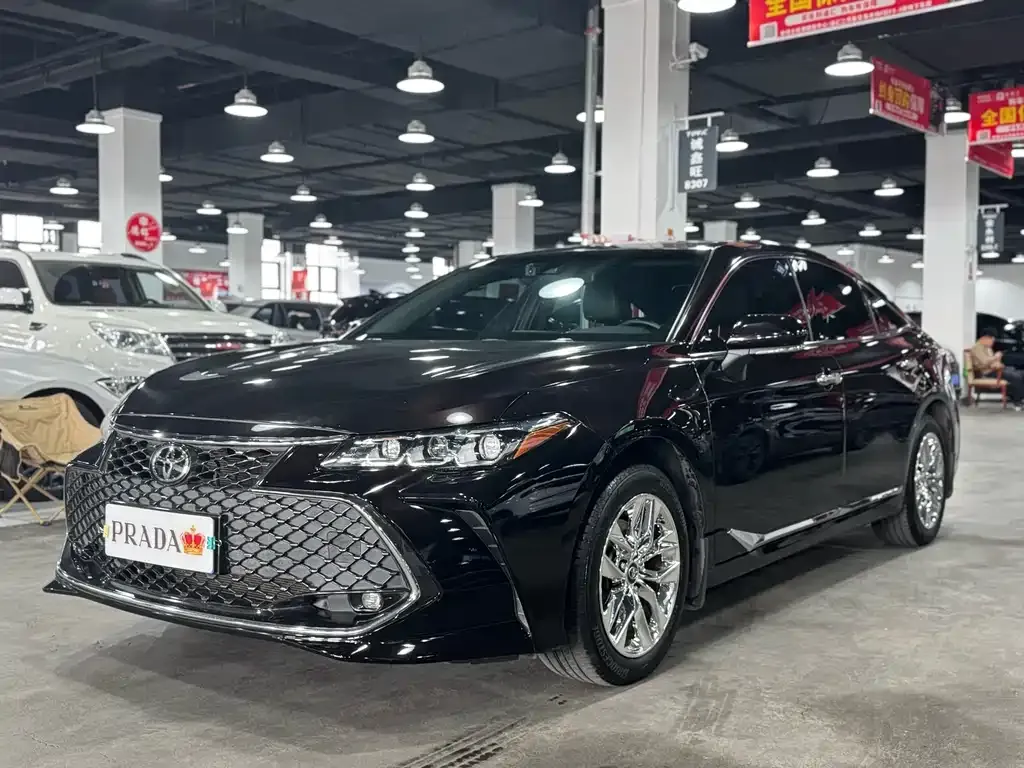Toyota Avalon 2022 из CN, фото 1