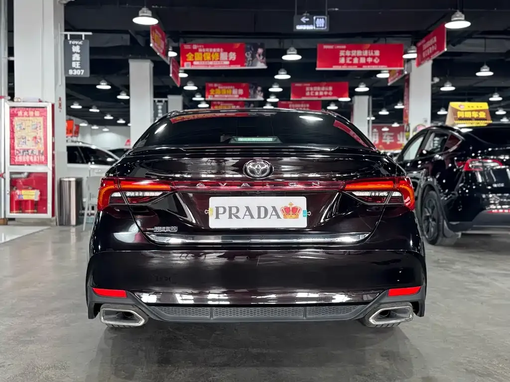 Toyota Avalon 2022 из CN, фото 2
