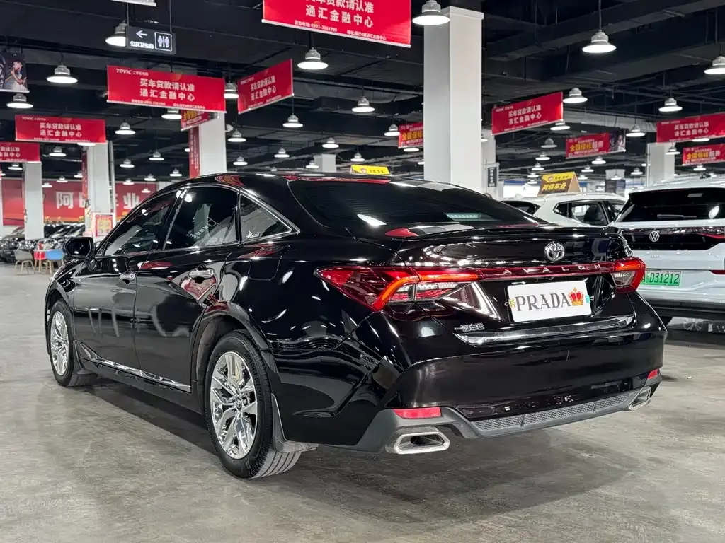 Toyota Avalon 2022 из CN, фото 3