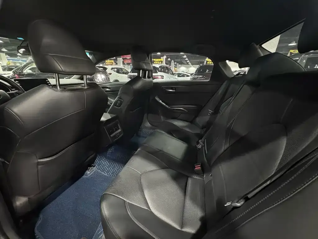Toyota Avalon 2022 из CN, фото 7
