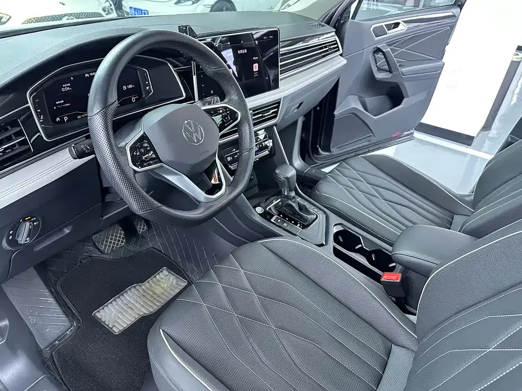 Volkswagen Tiguan L 2022 из CN, фото 9