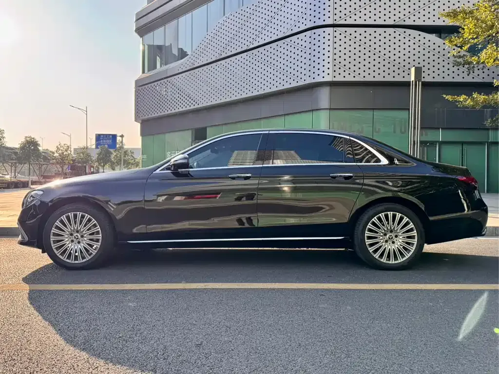 Mercedes-Benz E-Class 2022 из CN, фото 6
