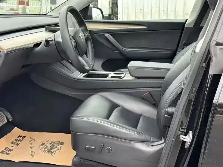 Tesla Model Y 2022 из CN, фото 7