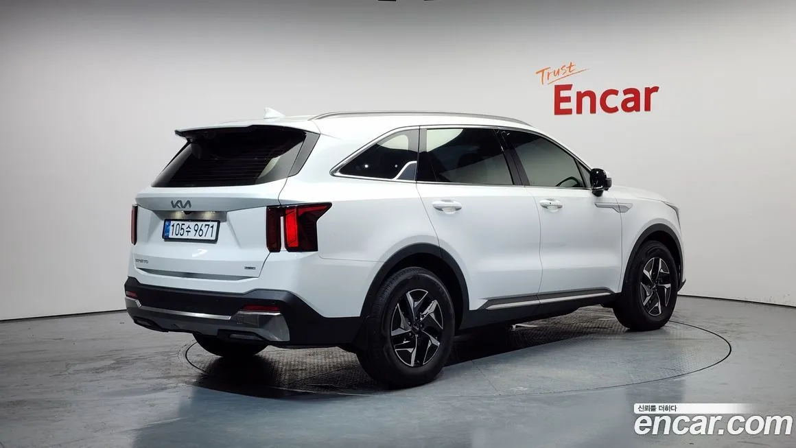 Kia Sorento — фото 4