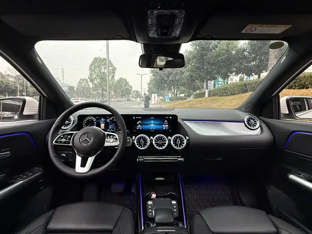Mercedes-Benz GLA 2023 из CN, фото 3