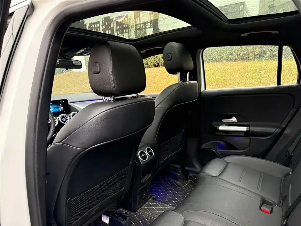 Mercedes-Benz GLA 2023 из CN, фото 8