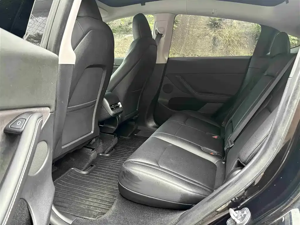 Tesla Model Y 2022 из CN, фото 7