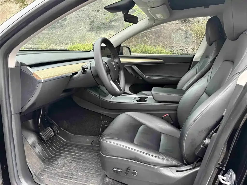 Tesla Model Y 2022 из CN, фото 8
