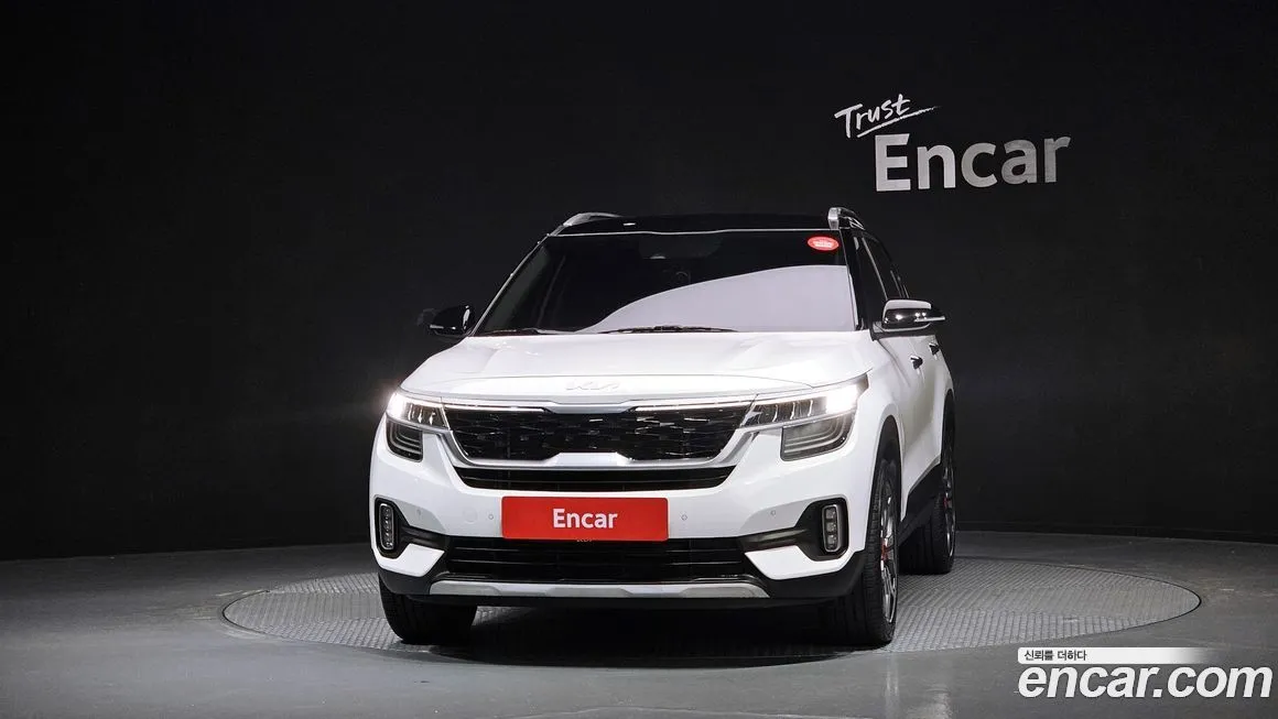 Kia Seltos — фото 5