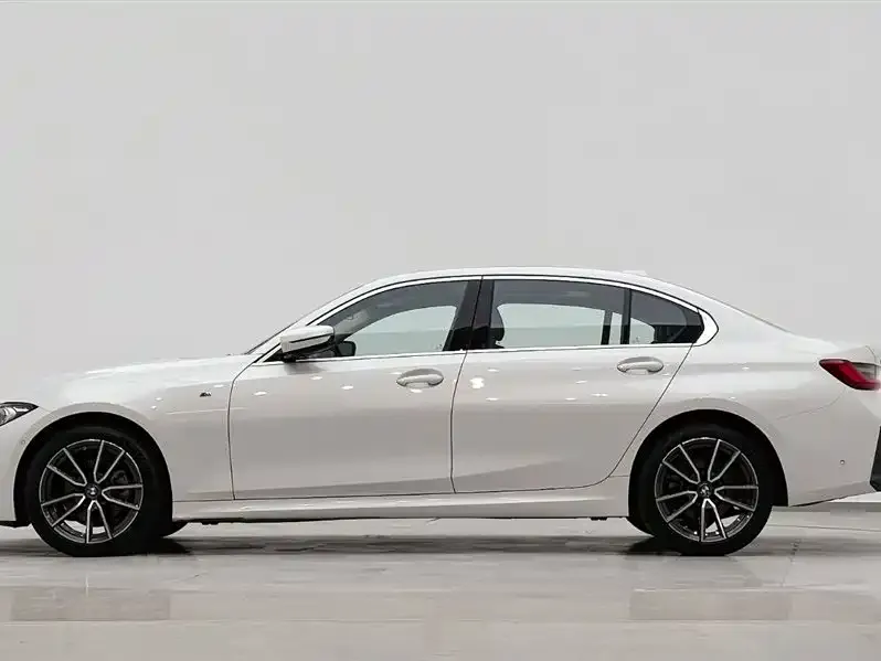 BMW 3 Series 2023 из CN, фото 4