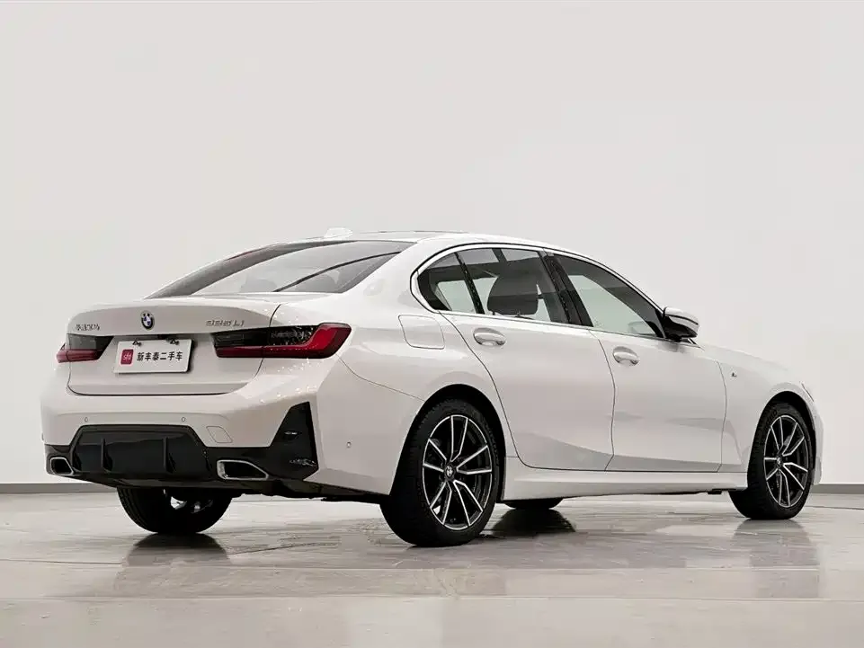 BMW 3 Series 2023 из CN, фото 7