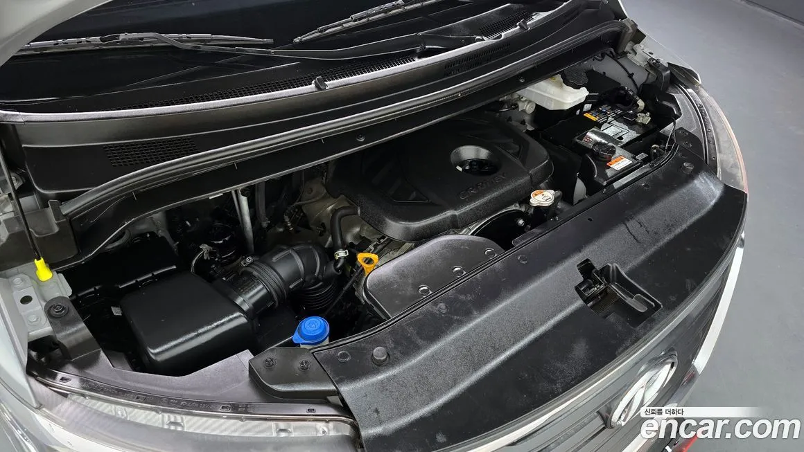 Hyundai Starex — фото 10