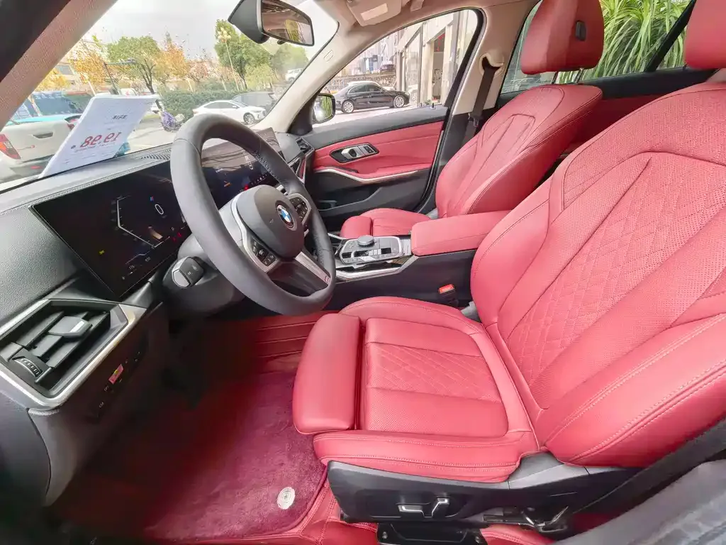 BMW 3 Series 2024 из CN, фото 4