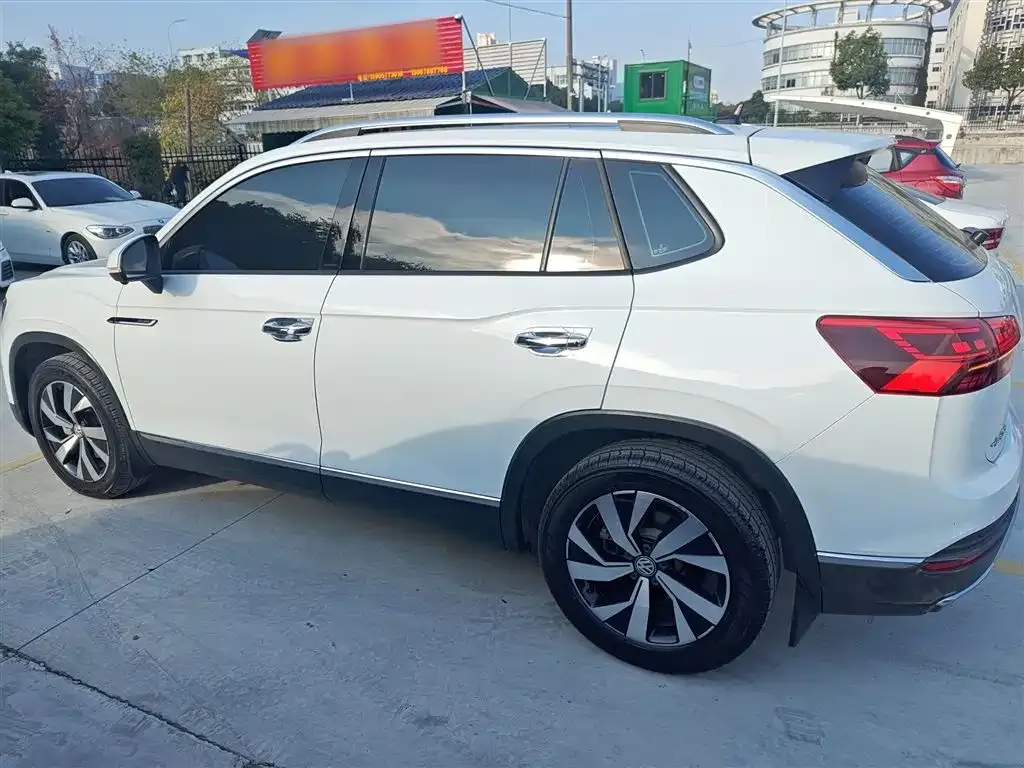 Volkswagen Tayron 2022 из CN, фото 4