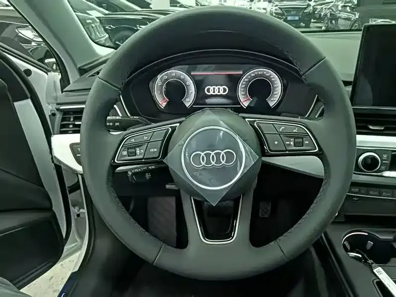 Audi A4L 2025 из CN, фото 7