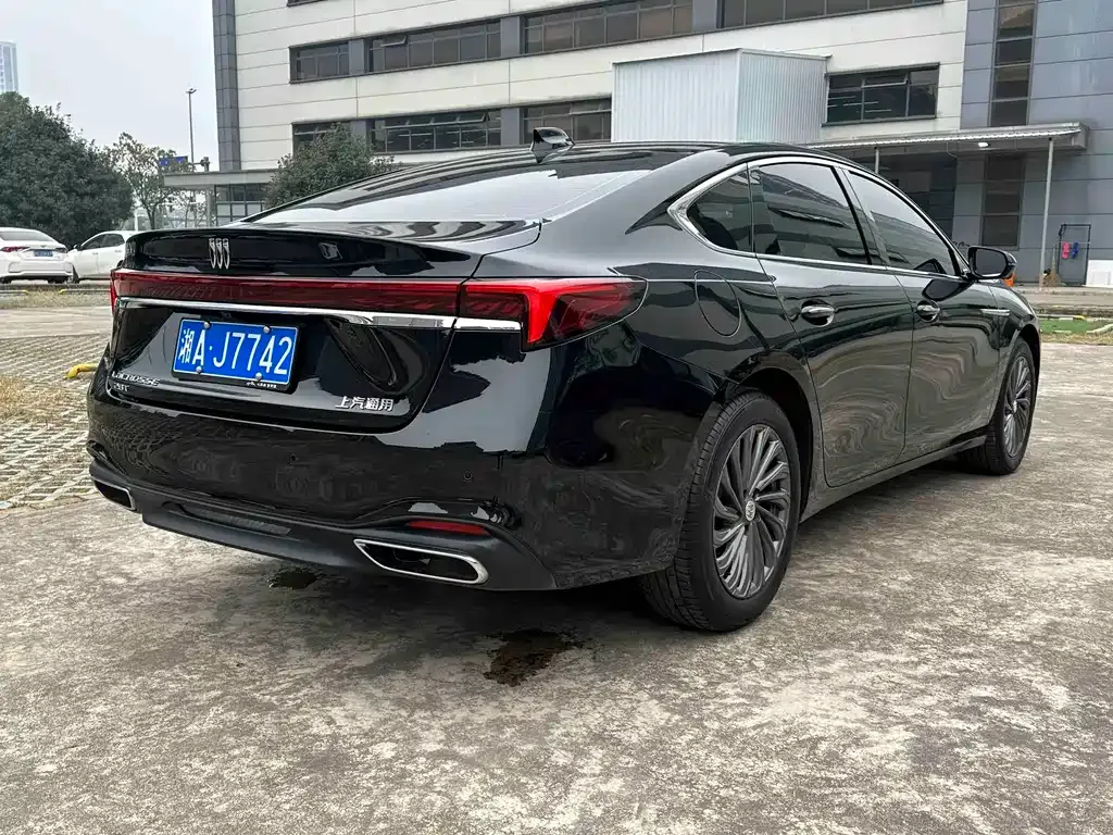 Buick LaCrosse 2025 из CN, фото 10