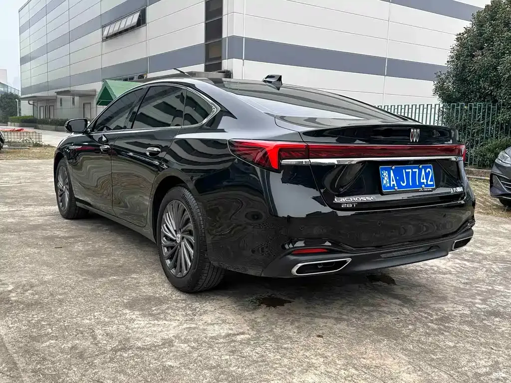 Buick LaCrosse 2025 из CN, фото 6