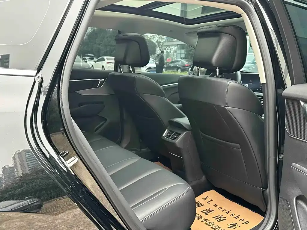 Buick LaCrosse 2025 из CN, фото 4
