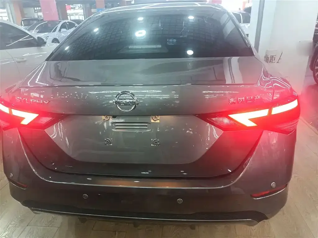 Nissan Sylphy 2022 из CN, фото 5