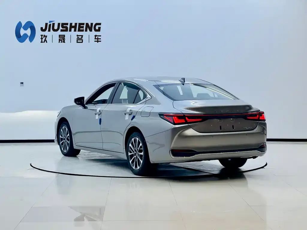 Lexus ES 2025 из CN, фото 3