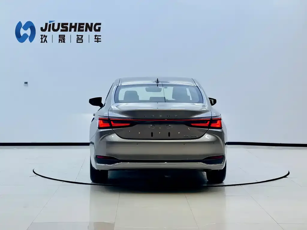 Lexus ES 2025 из CN, фото 6