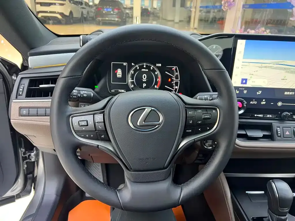 Lexus ES 2025 из CN, фото 8