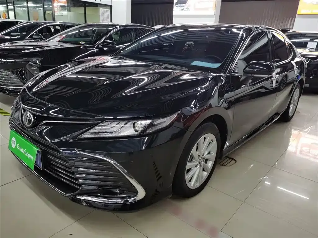 Toyota Camry 2022 из CN, фото 2
