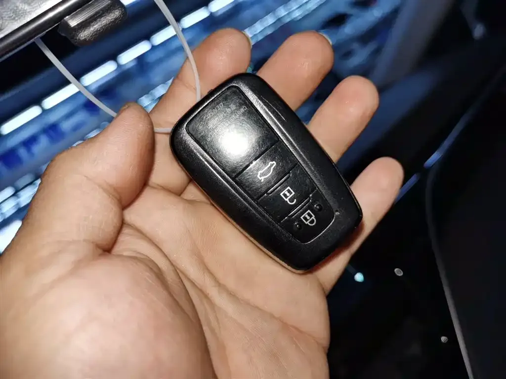 Toyota Camry 2022 из CN, фото 9