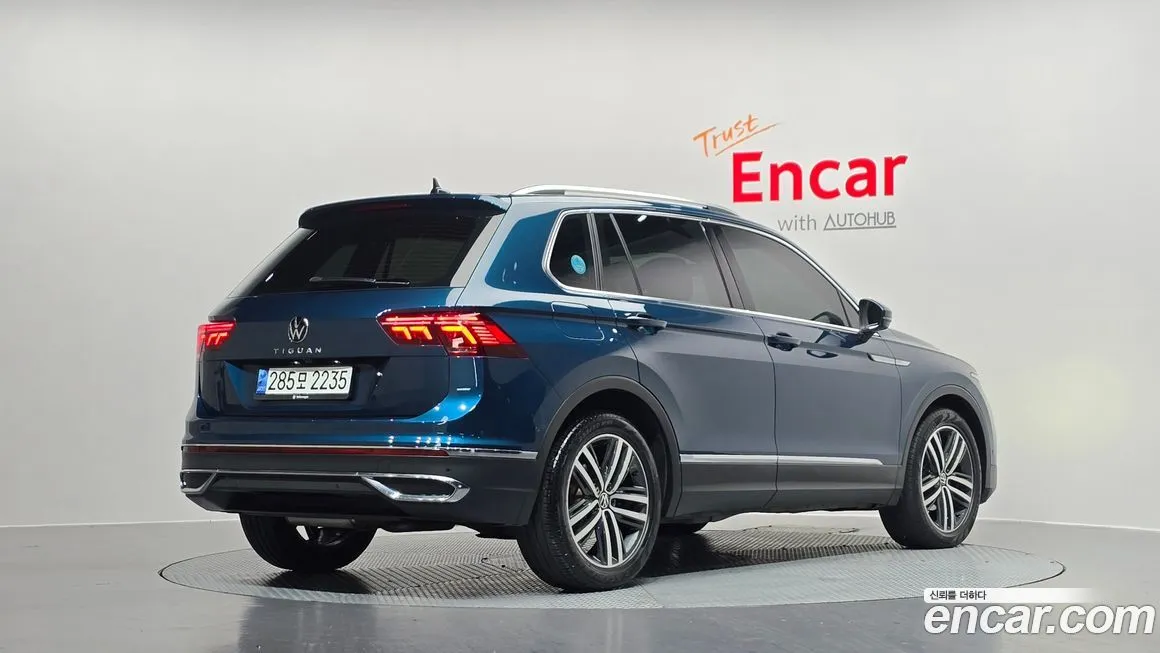 Volkswagen Tiguan — фото 2