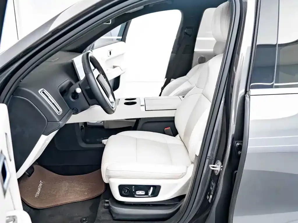Li Auto L8 2023 из CN, фото 6