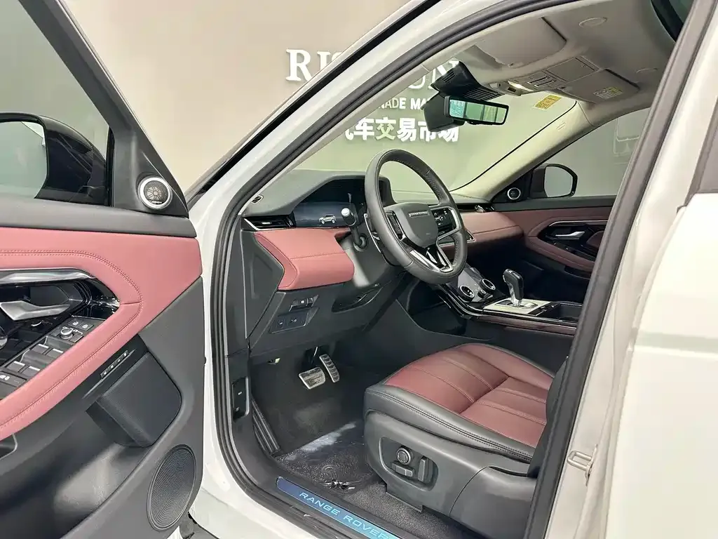 Land Rover Evoque 2024 из CN, фото 5
