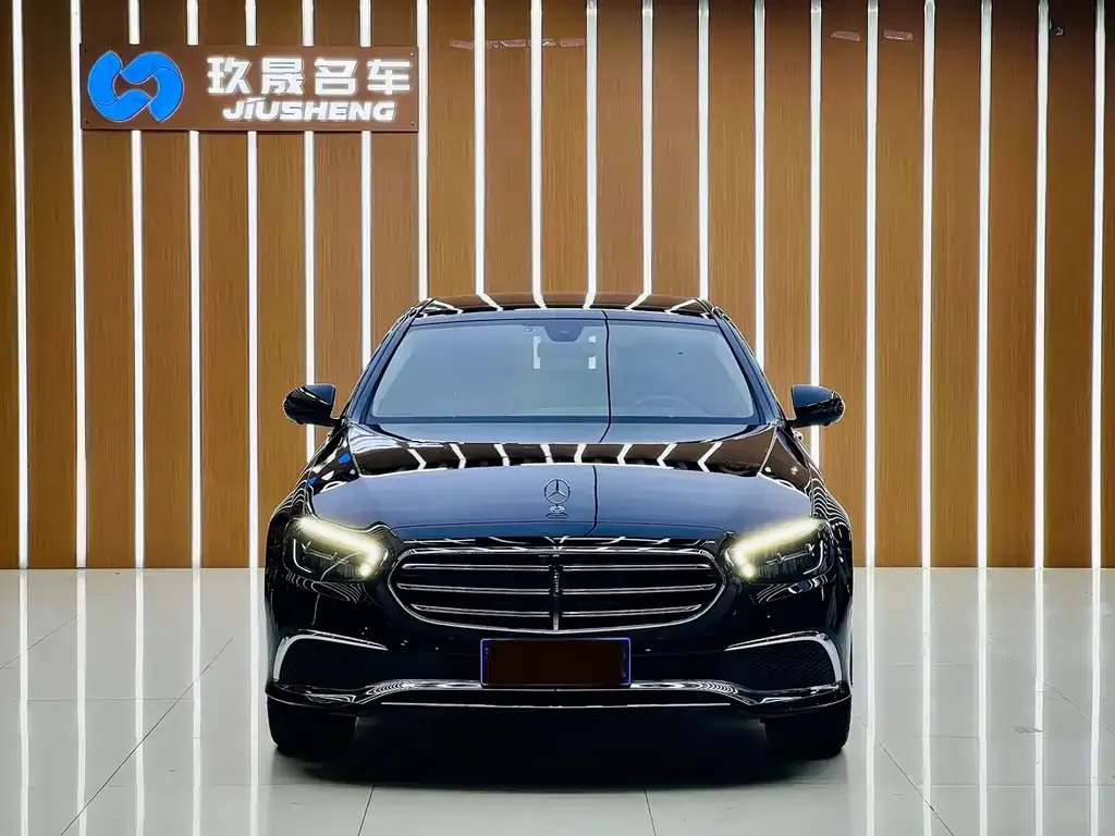 Mercedes-Benz E-Class 2023 из CN, фото 6