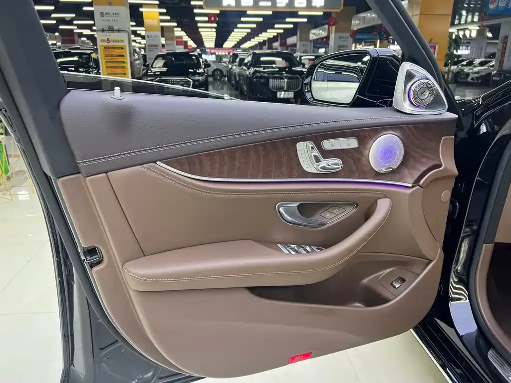 Mercedes-Benz E-Class 2023 из CN, фото 5