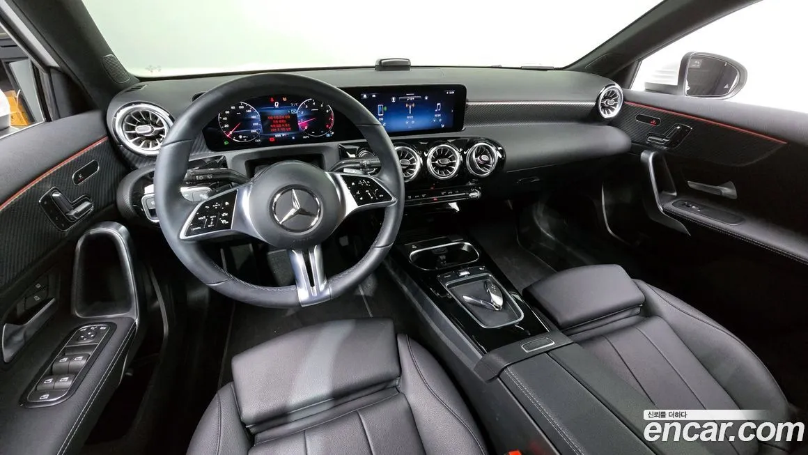 Mercedes-Benz A-Class — фото 3