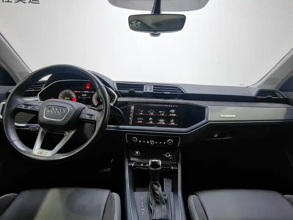 Audi Q3 Sportback 2023 из CN, фото 7