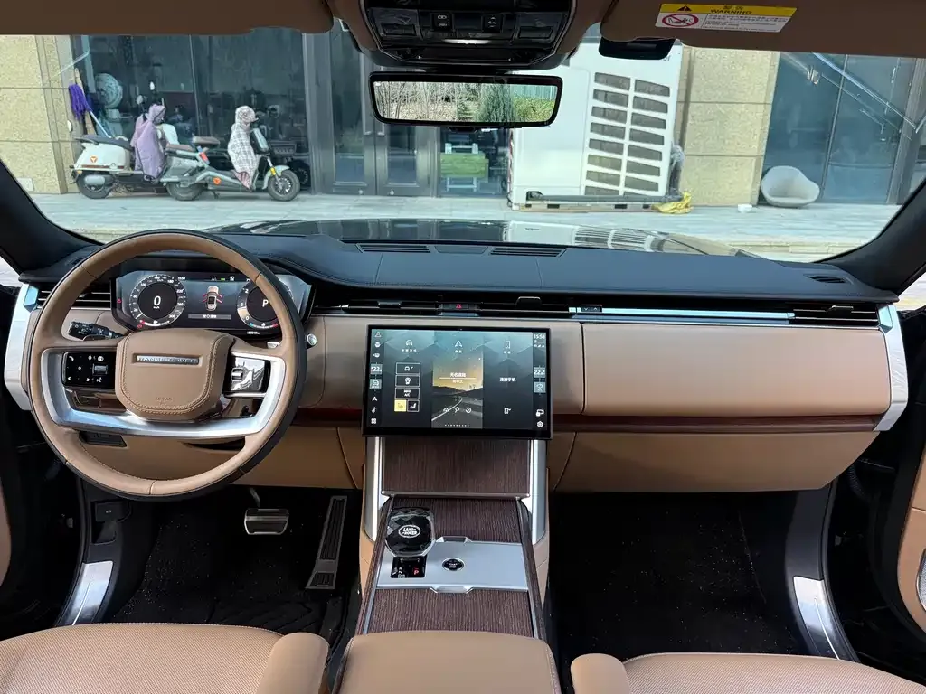 Land Rover Range Rover 2024 из CN, фото 3
