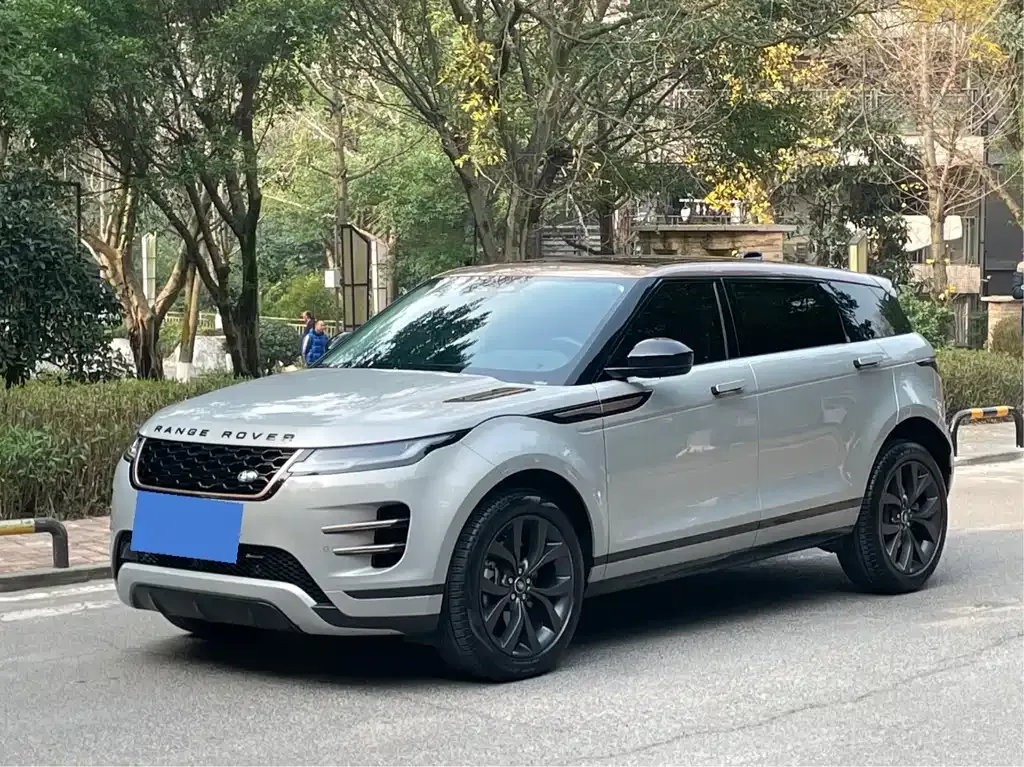Land Rover Evoque — фото 1
