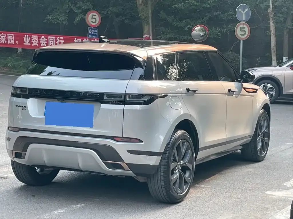 Land Rover Evoque — фото 4