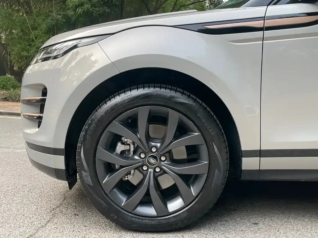 Land Rover Evoque — фото 8