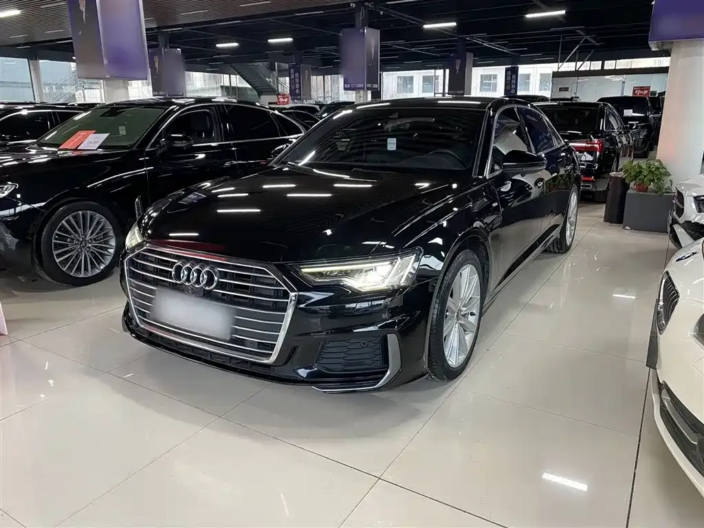 Audi A6L 2021 из CN, фото 9