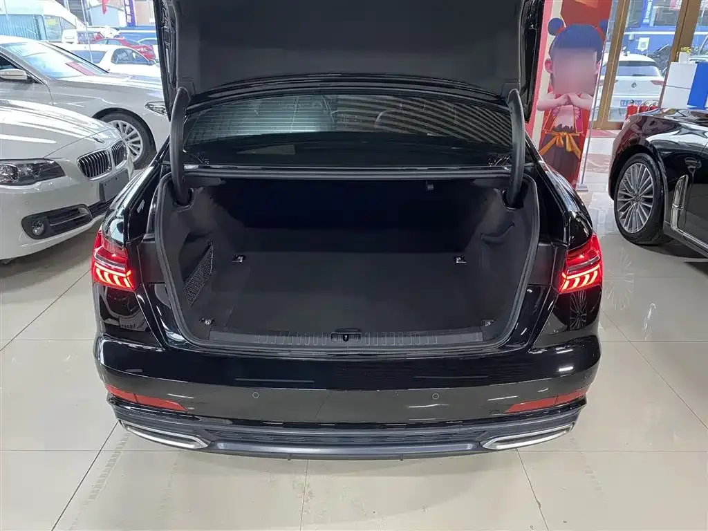Audi A6L 2021 из CN, фото 7