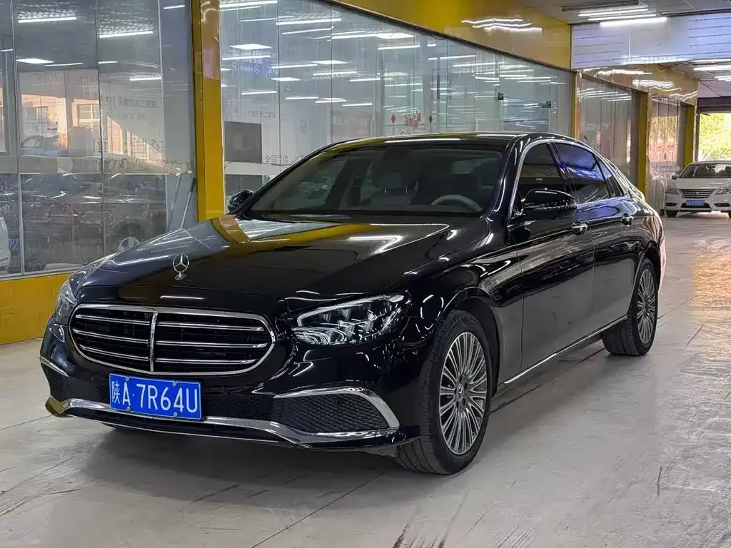 Mercedes-Benz E-Class 2023 из CN, фото 1