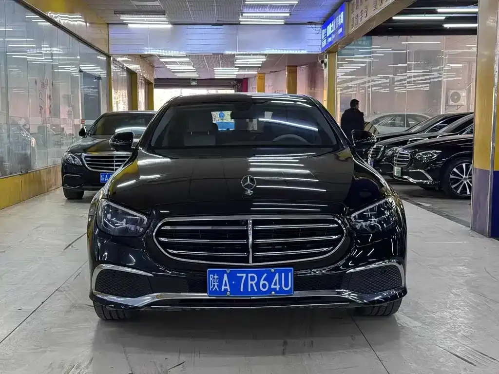 Mercedes-Benz E-Class 2023 из CN, фото 8