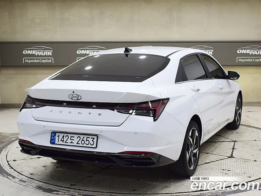 Hyundai AVANTE — фото 9