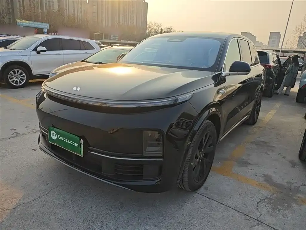Li Auto L8 2023 из CN, фото 1