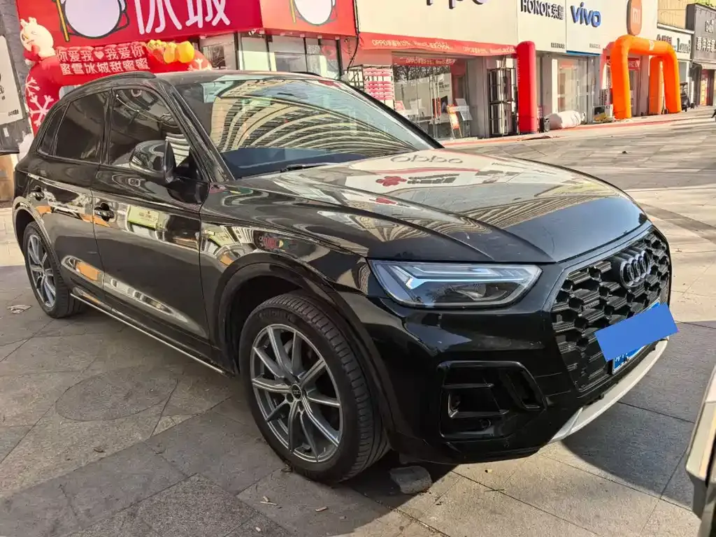 Audi Q5L 2023 из CN, фото 1